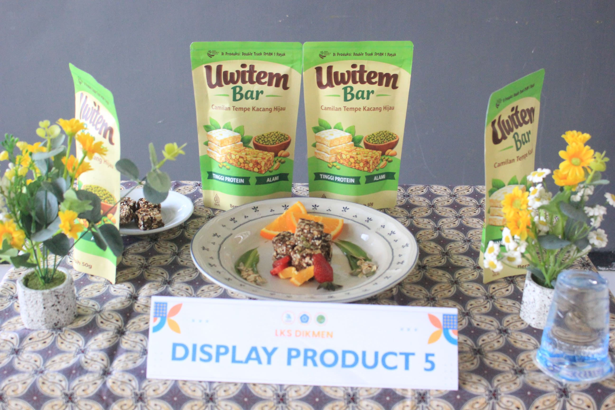 UWITEM SNACK BAR
