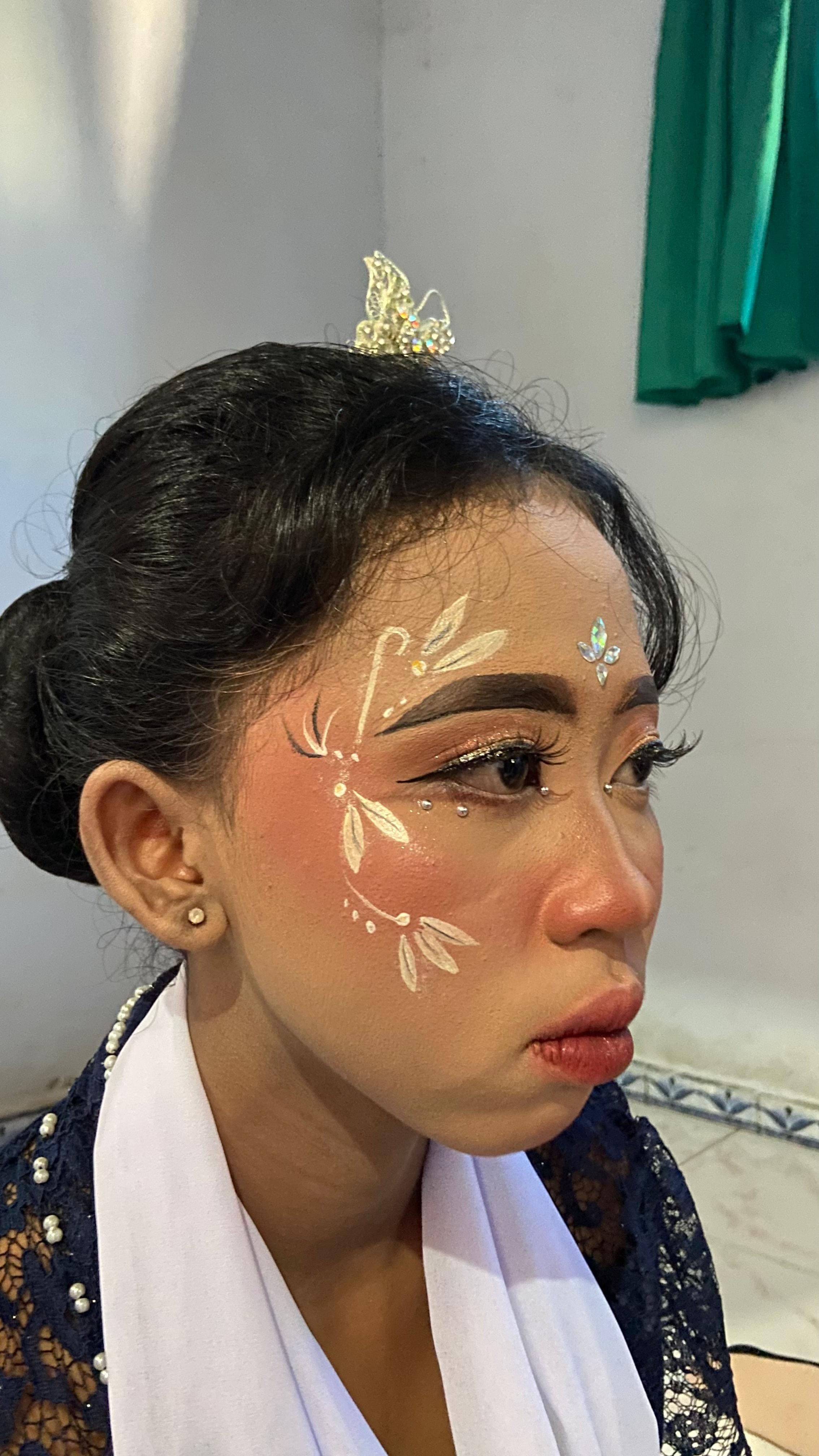 FACE PAINTING